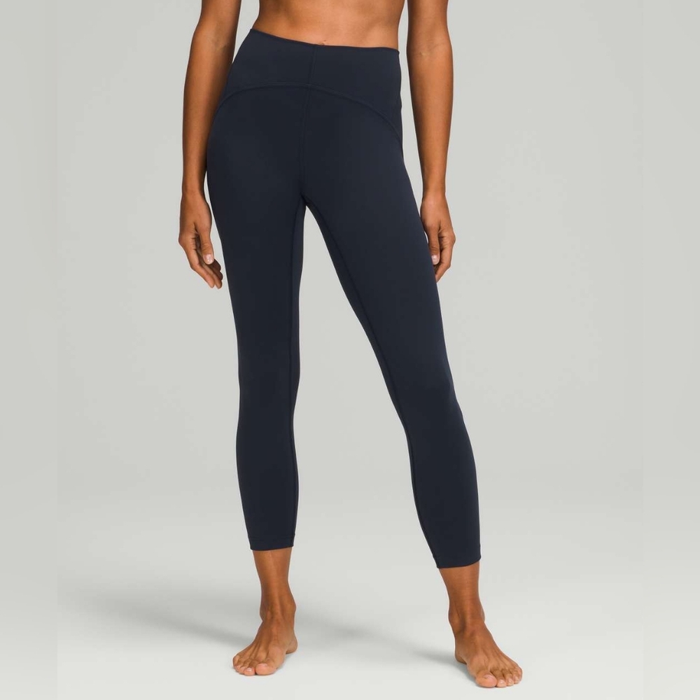 Lululemon Instill High-Rise Tight 25" Size 6